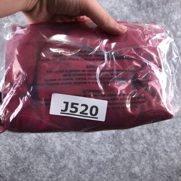 Karen Scott Top Size 0X Women Elbow Short Sleeve V Neck Solid Red Button Accent - Picture 10 of 10